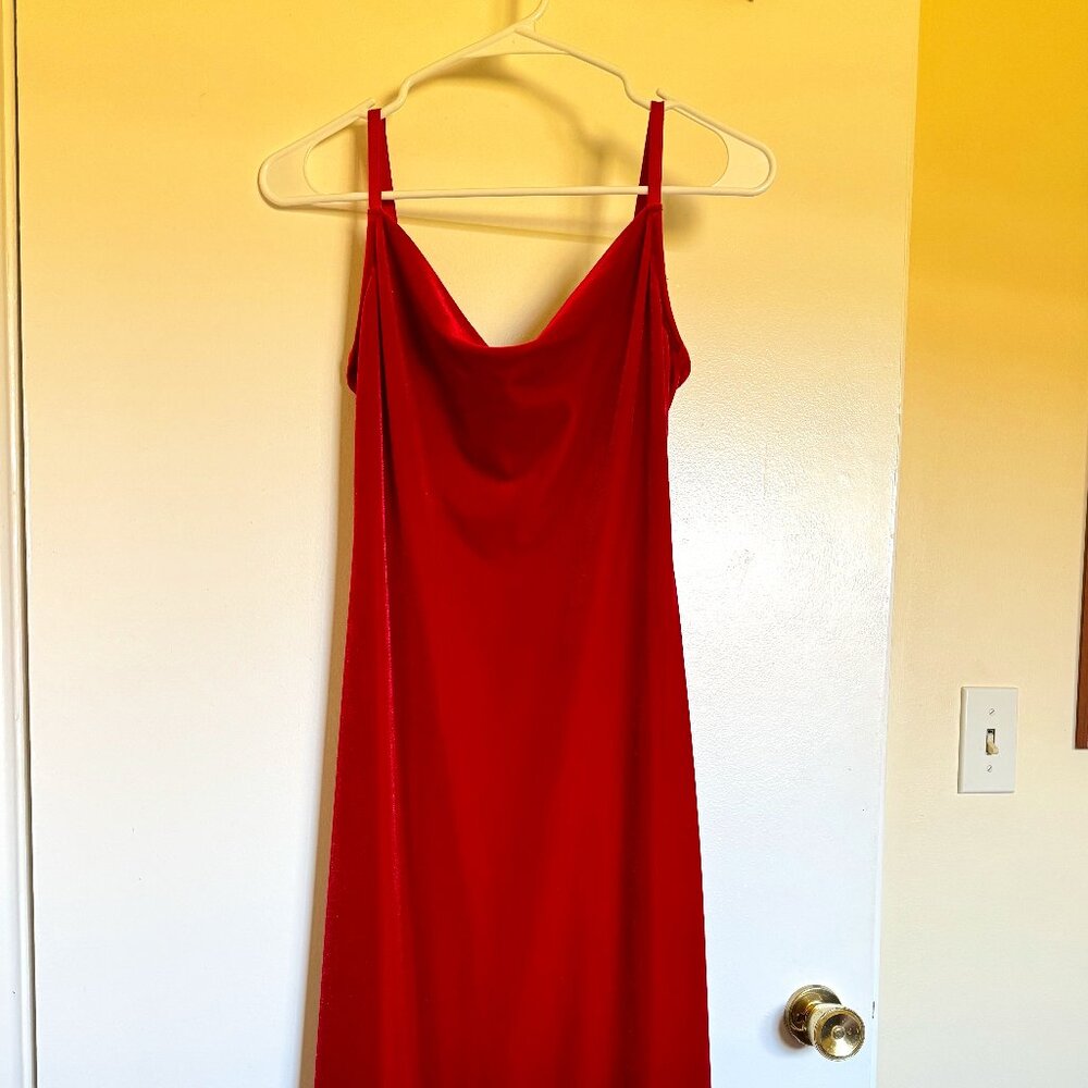 Great for Valentine's Day! Vintage Y2K Betsey Johnson Velvet Raspberry Dress